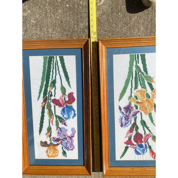 2 Vtg MCM Floral Embroidery Wall Art Decors Handmade Wall Art Country Cottage - Picture 5 of 8